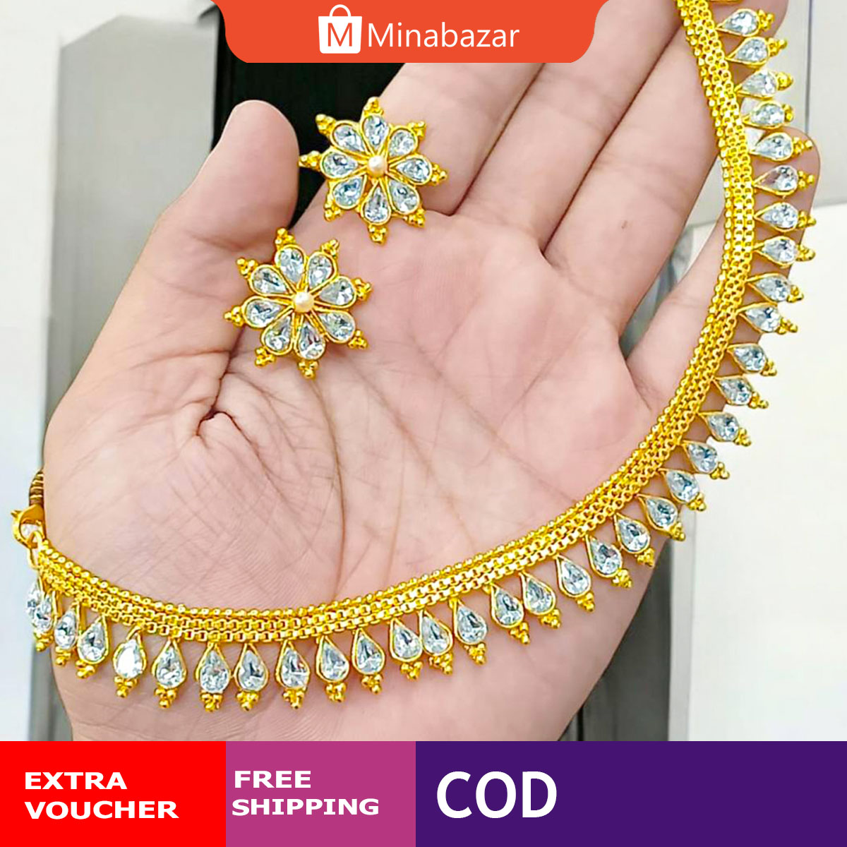 Exclusive Gold-Plated Zircon Water-Drop Necklace with Flower Stud Earrings Jewelry Set for Women Exclusive Gold-Plated Zircon Water-Drop Necklace with Flower Stud Earrings Jewelry Set for Women - Image 1